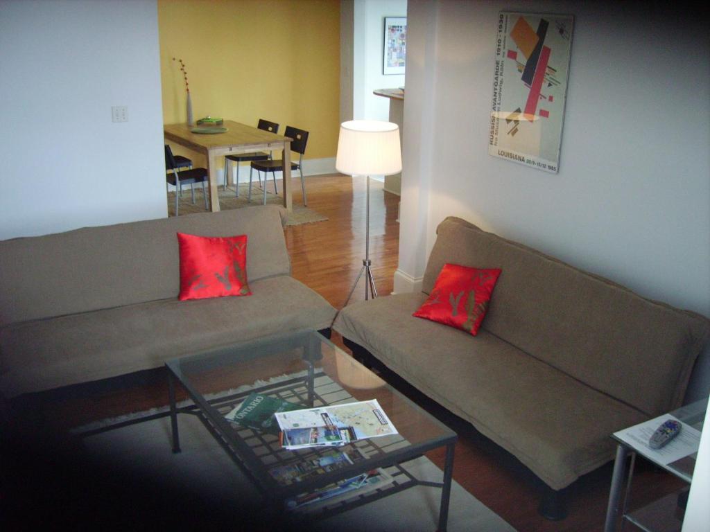 Absolute 1000 Islands Monthly Suites Gananoque Zimmer foto